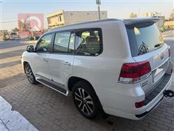 تويوتا لاندكروزر